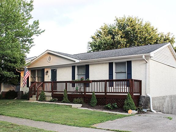 2nd image of 364 Fox Harbour Dr