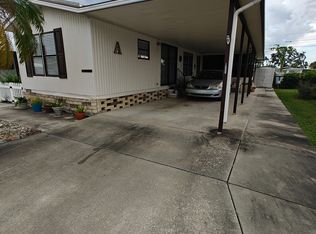 1002 51st Avenue Plz W, Bradenton, FL 34207