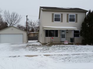 684 W Harwood Ave, Madison Heights, MI 48071
