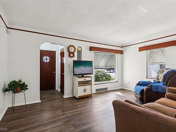 3rd image of 4252 Ridgeview Rd