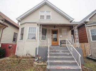 4023 W Newport Ave, Chicago, IL 60641