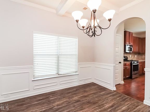 5th image of 901 Parkside Place Ave