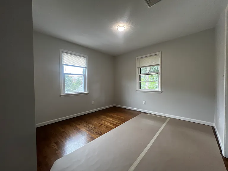 485 Peet St — Photo 8