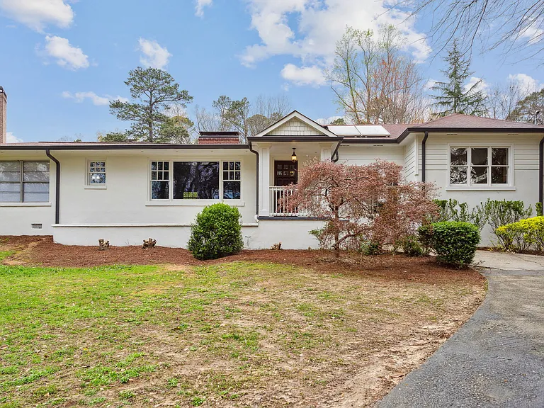 2849 Ashford Rd — Photo 3