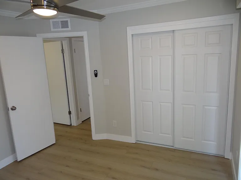 8642 Beverly Ln — Photo 32