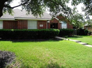 8261 Hyde Park Dr, Frisco, TX 75035