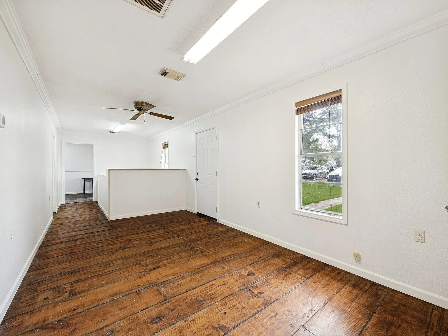 Studio, 1.0 bath, $1,500 — Photo 2