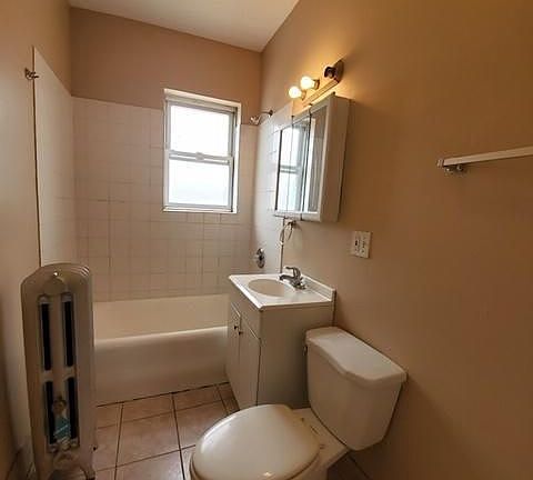 2nd image of 7203 S Vincennes Ave #72033A