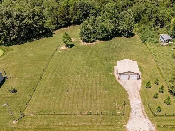 3846 New Hope Rd, Bedford, KY 40006