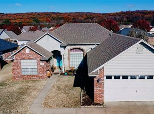 1920 Plum Creek Ln, Alma, AR 72921