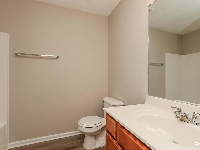 1424 Priestshore Bay — Photo 13