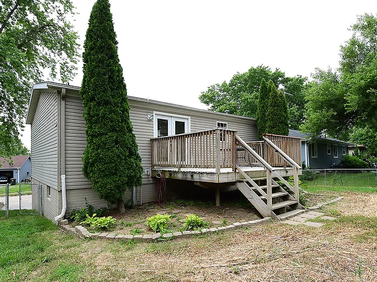 38 Cypress St — Photo 5