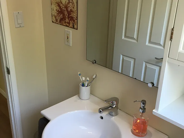 118 Leland Way — Photo 5