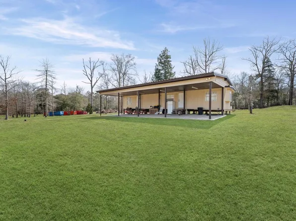 2504 Oak Ridge Rd, Willis, TX 77378