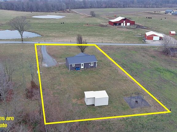 2nd image of 1035 Bailey Rd