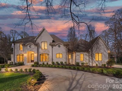 2043 Sharon Ln, Charlotte, NC, 28211