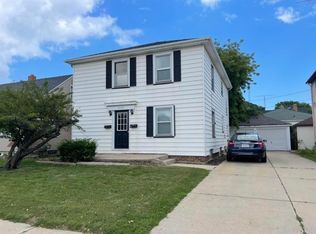 6037 39th Ave, Kenosha, WI 53142