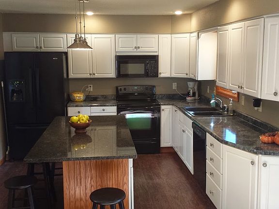 3rd image of 5817 W 51st St
