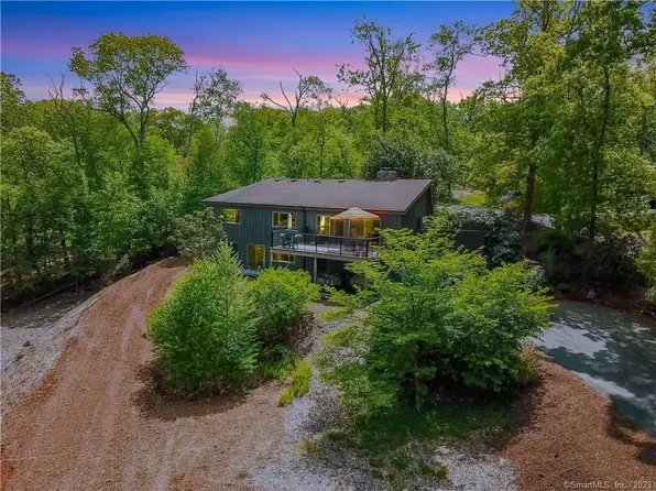 43 Oak Ridge Drive, Haddam, CT 06438