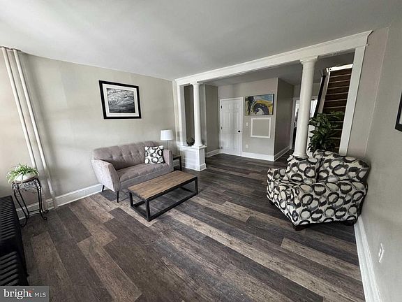 2nd image of 517 Delamore Pl