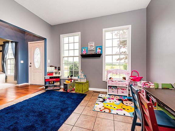 5th image of 6510 Fredonia Cir