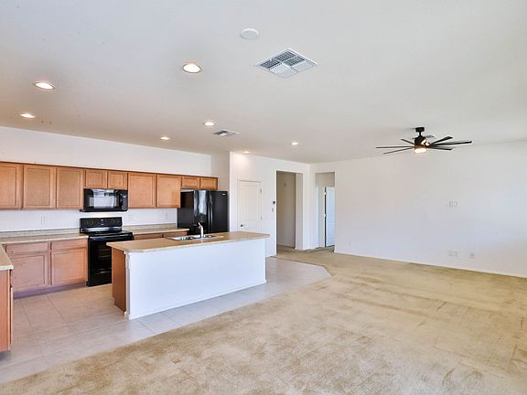 5th image of 22621 E Creosote Dr