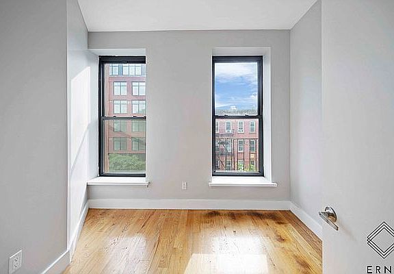 5th image of 1073 Bedford Ave #4E