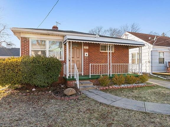 2nd image of 4431 Caroline Ave