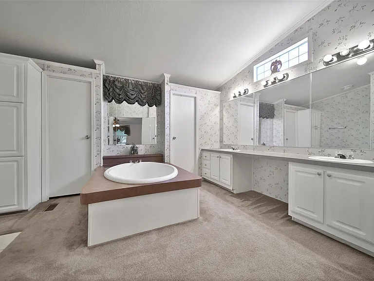 25 Novark Rd — Photo 12