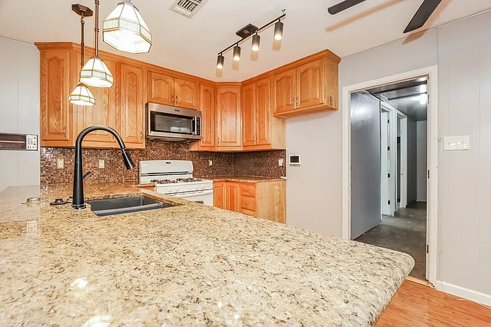 5103 Redding Dr — Photo 7
