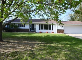 275 Fifteen Mile Rd NW, Sparta, MI 49345