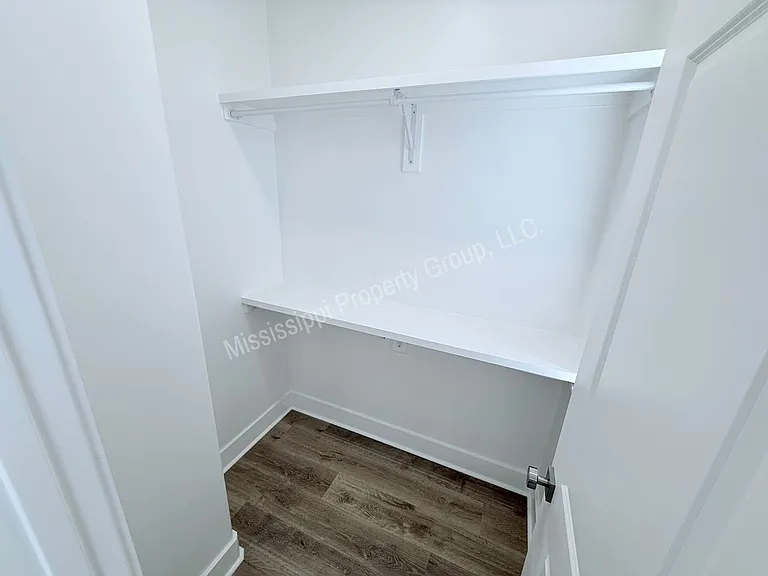 613 Miramar Ln — Photo 20