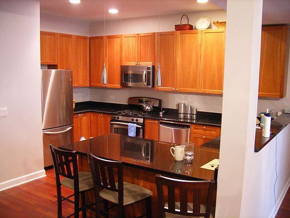 2nd image of 1730 N Western Ave APT 202