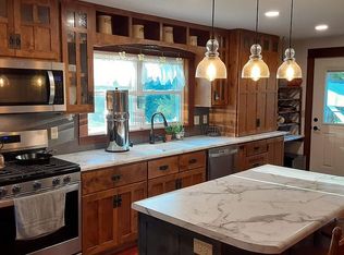 300 Auburn Ave, Chariton, IA 50049