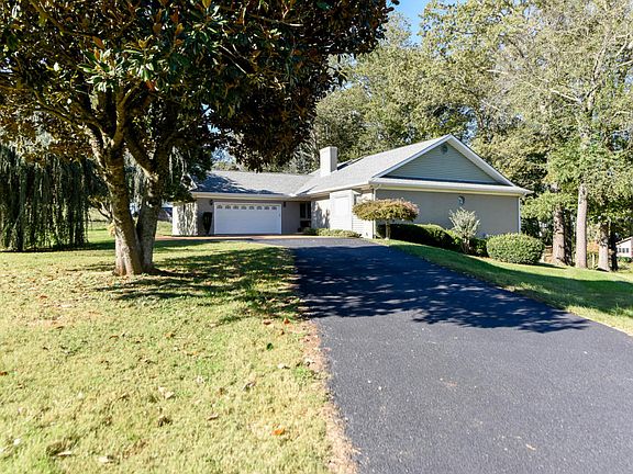 2nd image of 223 Tooweka Ln