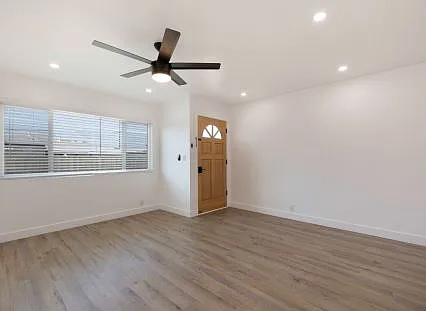 2 bed, 720 sqft, $2,750 — Photo 2