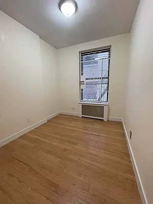 Rented by Compass | media 7