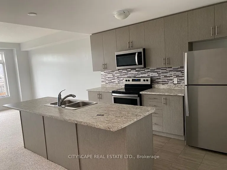77 Diana Ave #7 — Photo 4