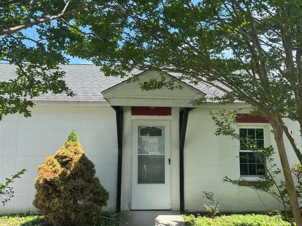 2610 Cleveland Ave, Claymont, DE 19703