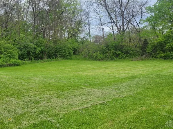 929 Brush Row Rd, Xenia, OH 45385