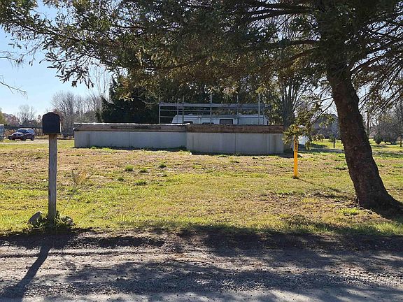 2nd image of 37080 Hebel Rd