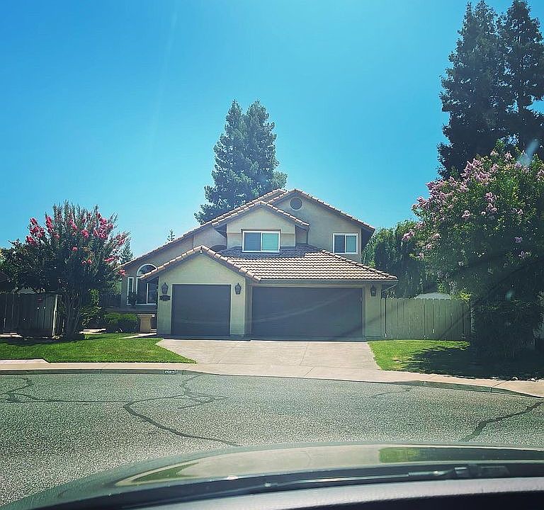 1st image of 352 Celia Ct