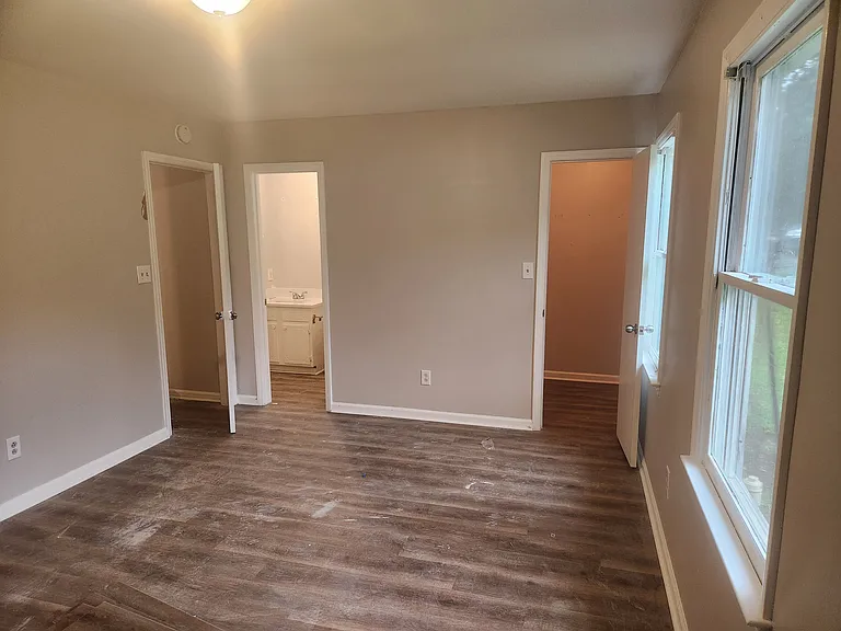 403 Stanton Dr — Photo 10