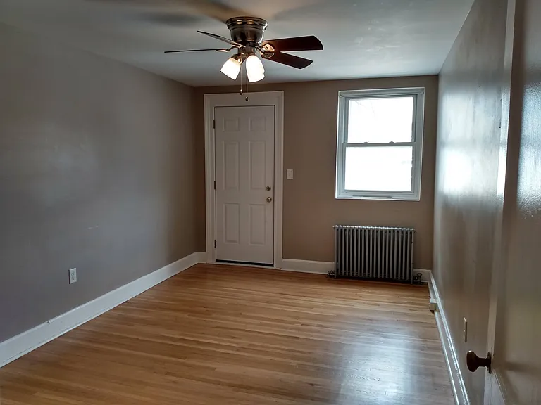 579 Guilford Ave #3 — Photo 9