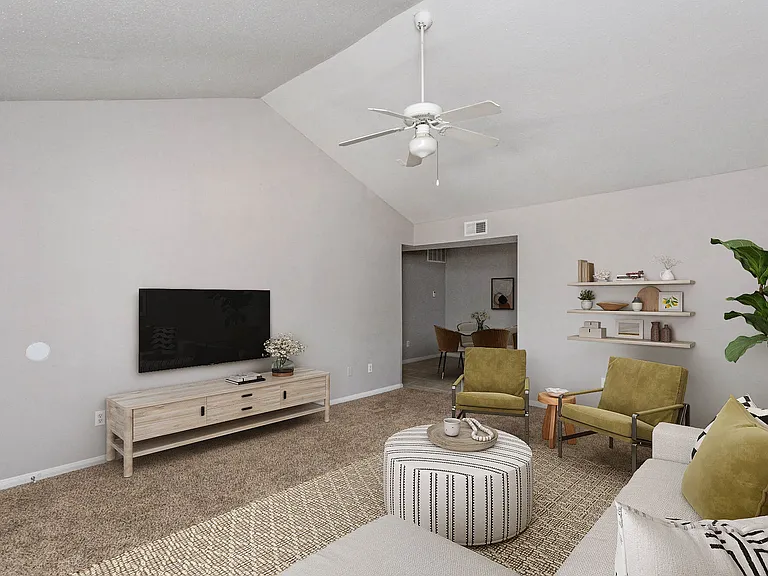 The Ellis Apartments — Photo 10