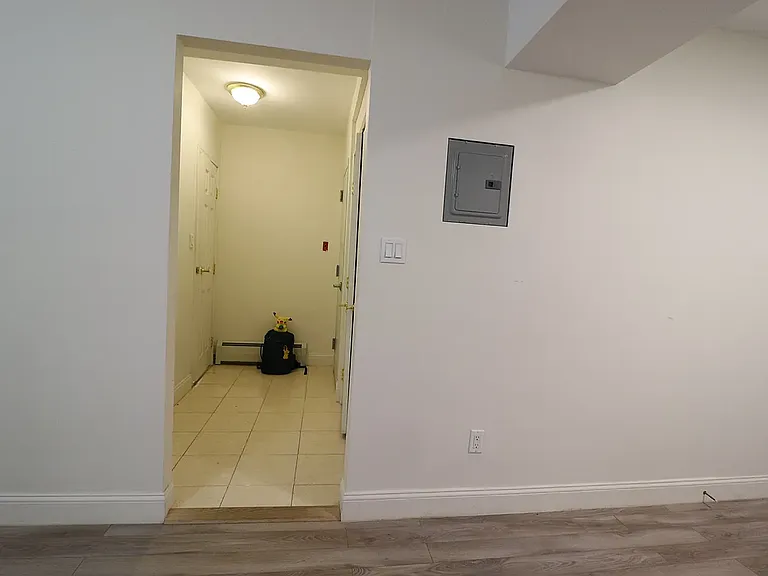 502 W 44th St #2-A — Photo 4