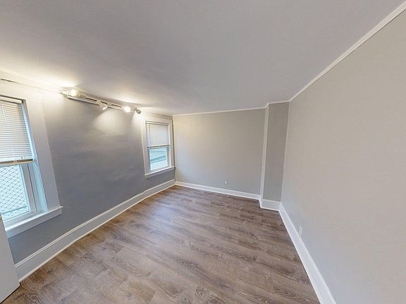 4th image of 153 Saratoga St #3