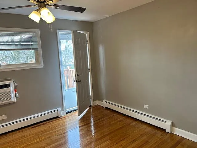191 S Villa Ave — Photo 7