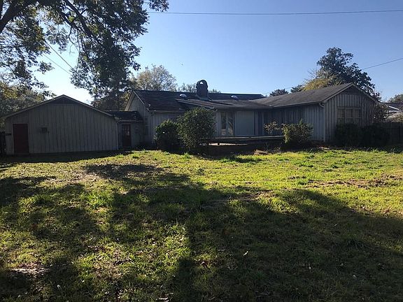 4th image of 308 N Deer Creek Dr