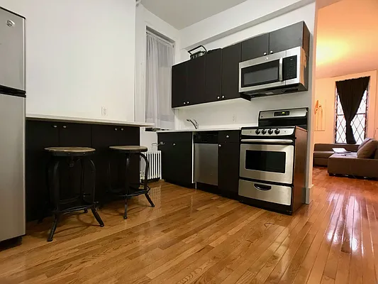 Rented by Building Equity Real Estate LLC | media 13